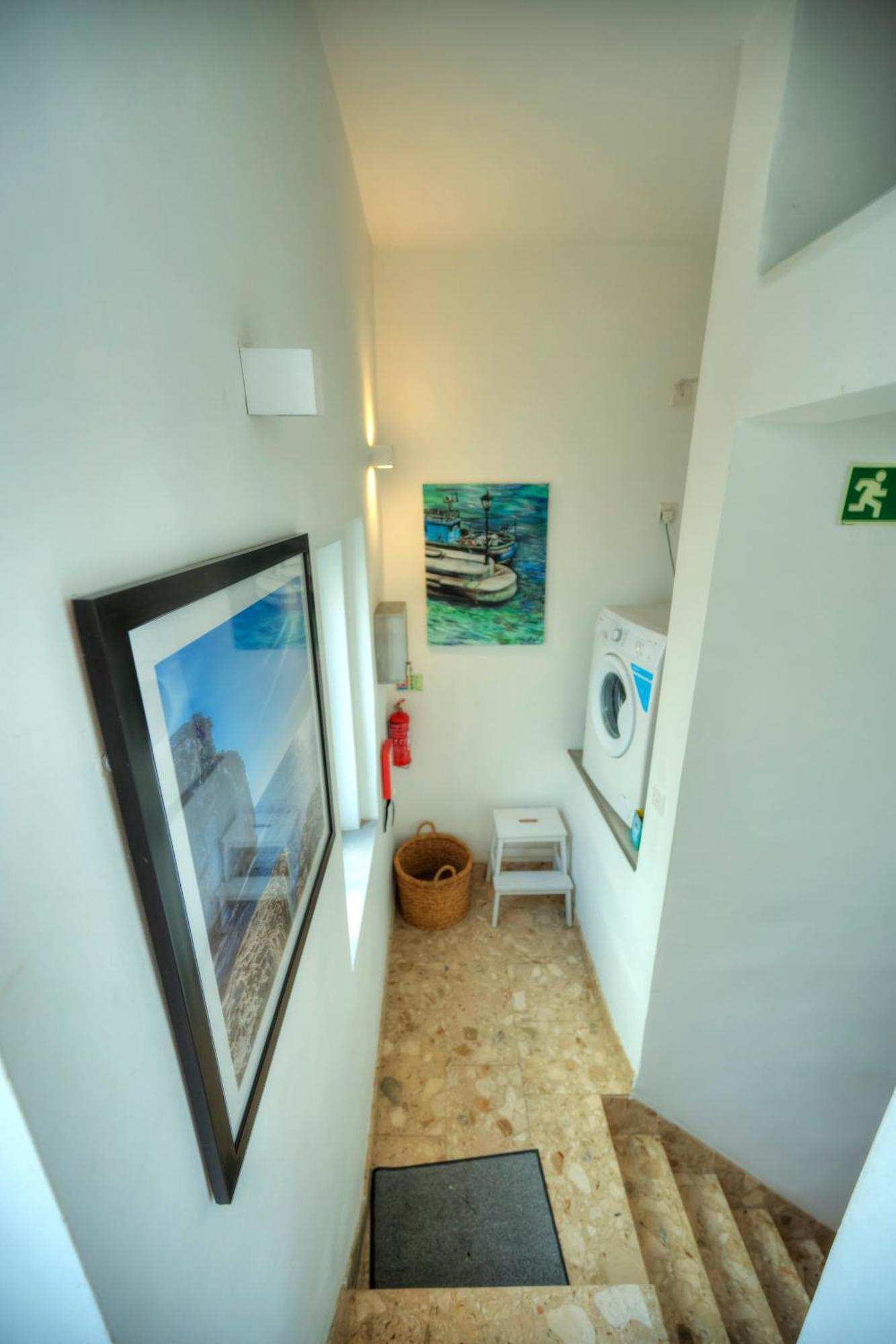 Seaview Sliema 30 Seconds To High Street & Ferry, 2X Double En-Suite Bedrooms, Modern Whole Traditional Townhouse, Kitchen, Living Area, & Roof Terrace 외부 사진